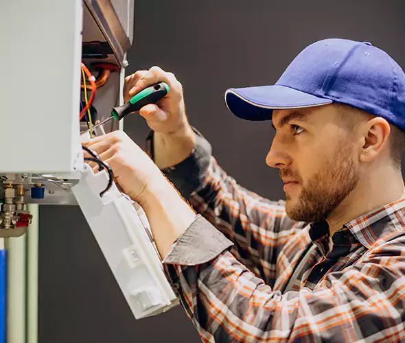 Expert Plumber for Tankless Water Heater Maintenance in Bella Vista, AR: Schedule Professional Maintenance Services with Us
